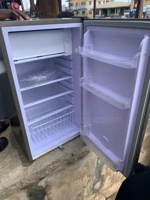 Fridge and Freezer Table Top 2week Used