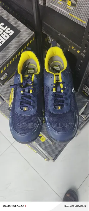 Safety Jogger Shoe AAK S1P LOW