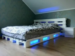 Full-Size (Double Bedframe) Diy With Pallets
