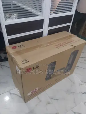 Easy USB Connectivity LG Bass Built-in Subwoofers 600W