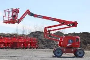 Hiring Articulated Boom Lift for Construction
