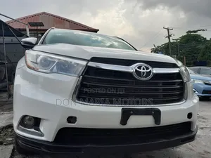 Toyota Highlander Limited 4dr SUV AWD (3.5L 6cyl 6A) 2014 White