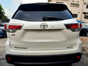 Toyota Highlander Limited 4dr SUV AWD (3.5L 6cyl 6A) 2014 White