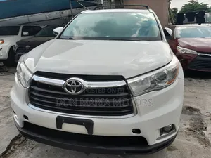 Toyota Highlander Limited 4dr SUV AWD (3.5L 6cyl 6A) 2014 White