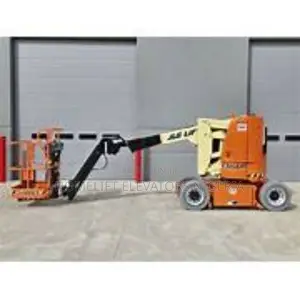 Portable Articulating Boom Lift for Construction