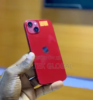 Apple iPhone 13 128 GB Red