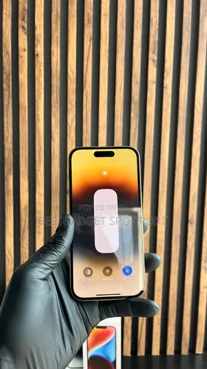 Apple iPhone 14 Pro 128 GB Gold