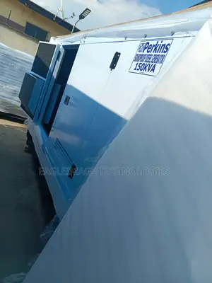 The Perkins 150kva Long-Running DIESEL Soundproof Generator