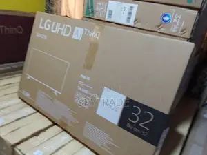 LG Frameless 32 Inches TV With Wifi (32uq70)