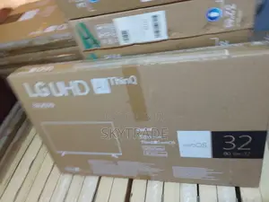 LG 32" Smart Television+Youtube +Wifi-(32uq70)