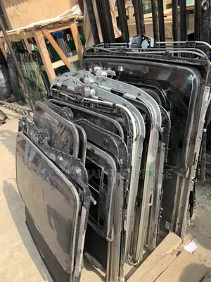 Roof Glass for Toyota,Lexus,Mercedes,Hyundai All Types Dm