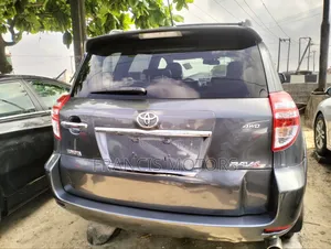 Toyota RAV4 3.5 Sport 4x4 2011 Gray