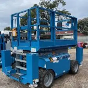 Heavy Duty Diesel Operated Scissor Lift for Construction