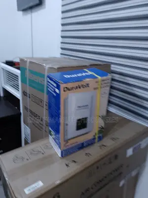 High Accurancy Duravolt Wall Mounted Voltage Regulator