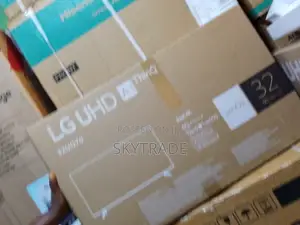 Original LG Smart 32" Smart TV Wifi + Youtube-32uq70