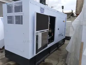 Heavy - Loaded Perkins 400kva Soundproof Generator 6905