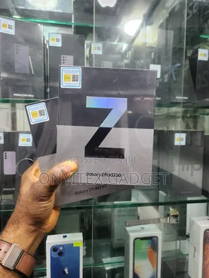 New Samsung Galaxy Z Fold3 5G 256 GB