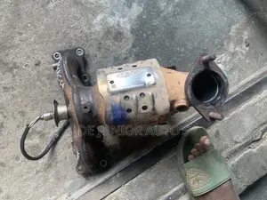 Manifold Catalyst for Kia Sorento,Sportage 2016-18 Model