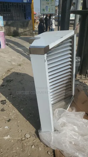 Industrial 4fits Kitchen Hood Extractor Machine Available