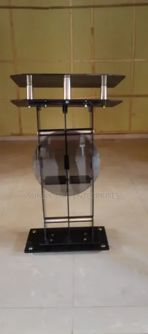 Unique Quality Thick Glass Pulpit for Church