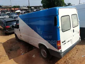Ford Transit 2005 White
