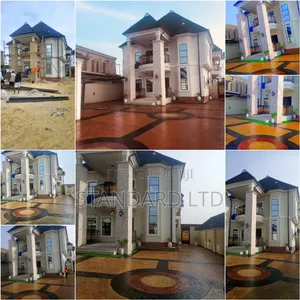 Glowing and Glossy Stamped Concrete Floor/ Colour Floor