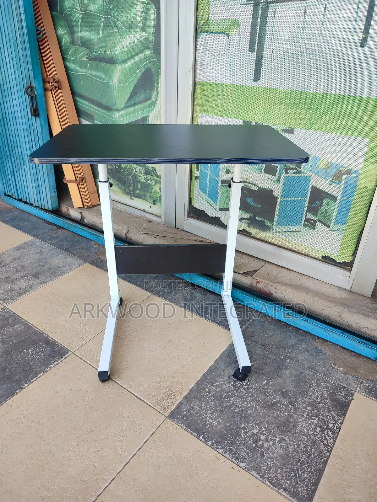 Adjustable Laptop Table