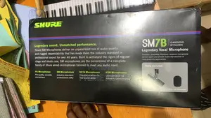 Shure Sm7b Vocal Microphone (Cardioid and Dynamic)