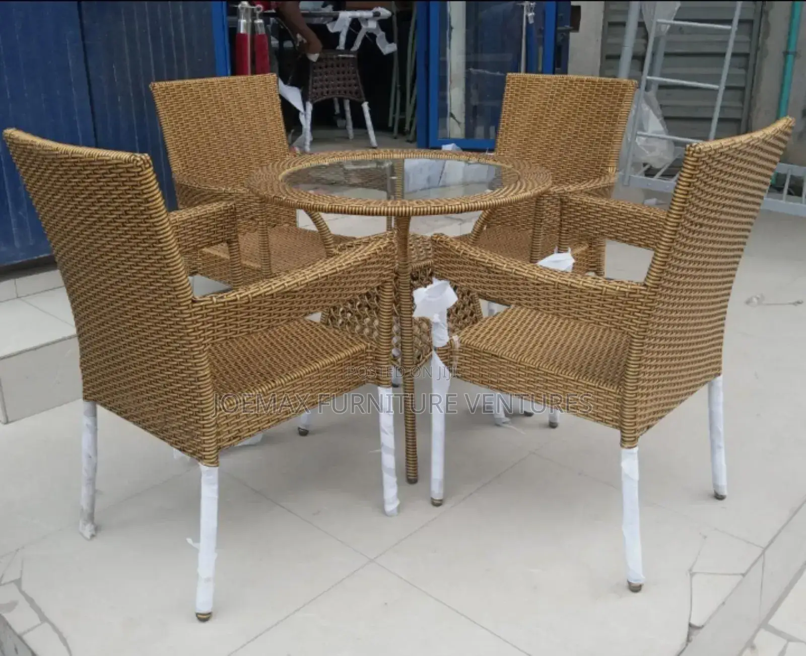 Garden Table By4