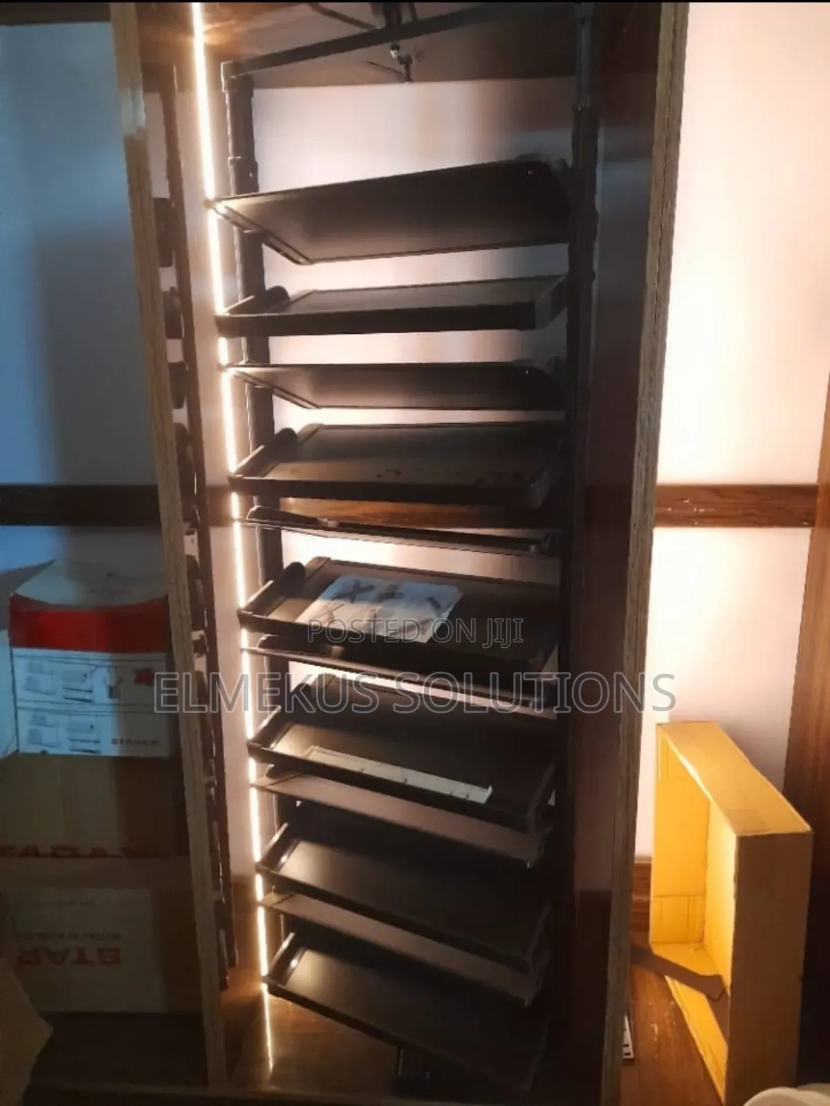 12 Steps Shoe Rack