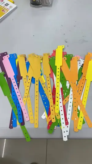Party Wrist-Tag by Pack. 100pcs