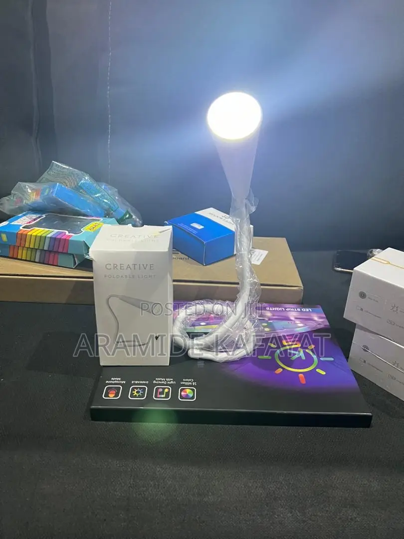 CREATIVE Foldable Light