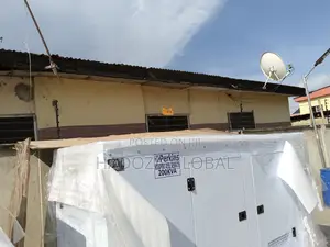 State-of the-Art 200kva Soundproof Perkins Generator