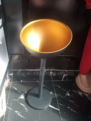 Quality Golden and Black Champagne Bowl
