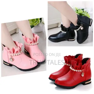 High Quality Beautiful Boot Like Girls Shoes