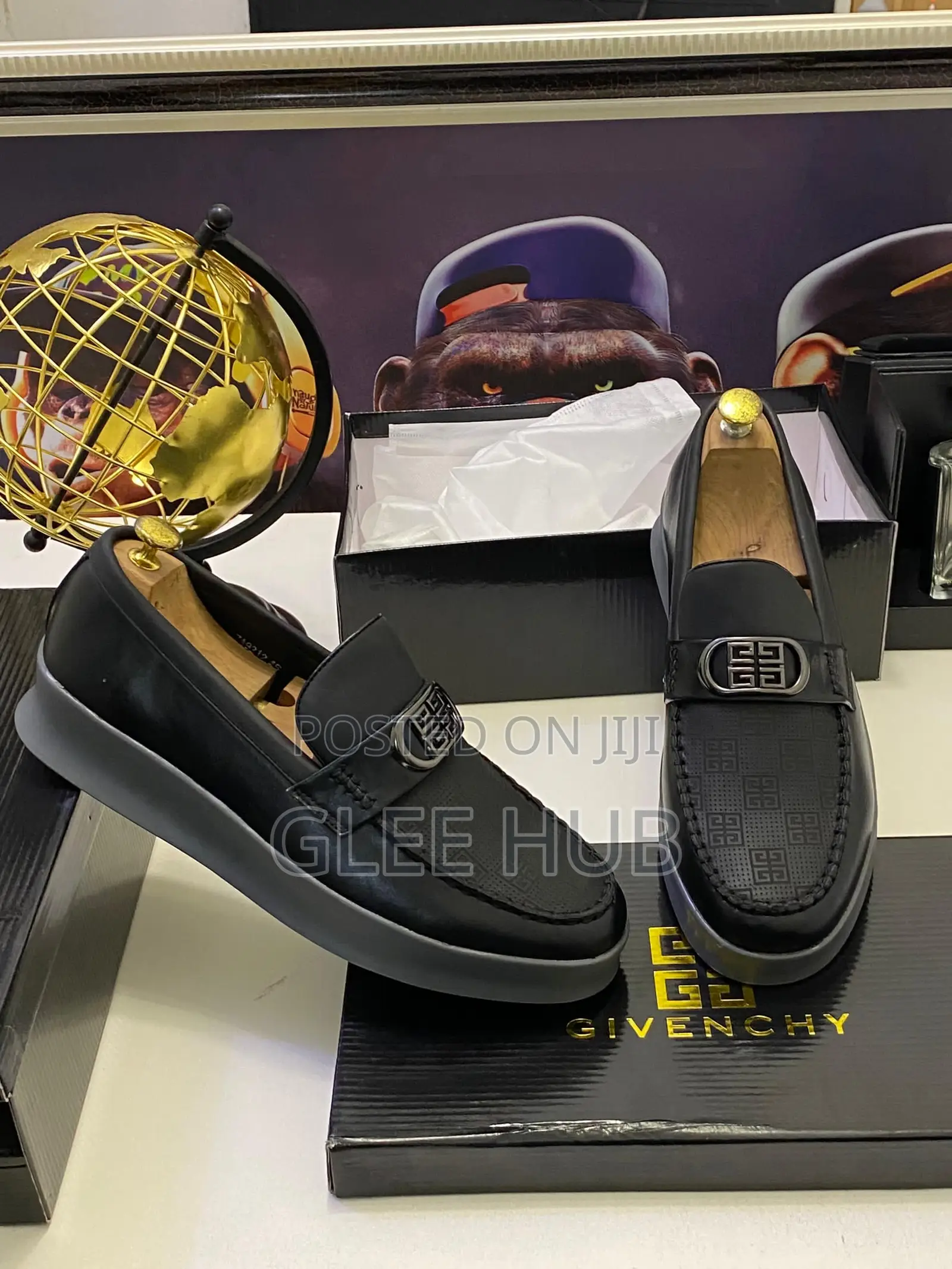 Givenchy Patterned Shoes