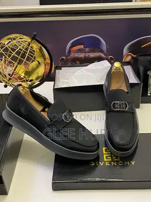 Givenchy Patterned Shoes