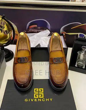 Givenchy Patterned Shoes