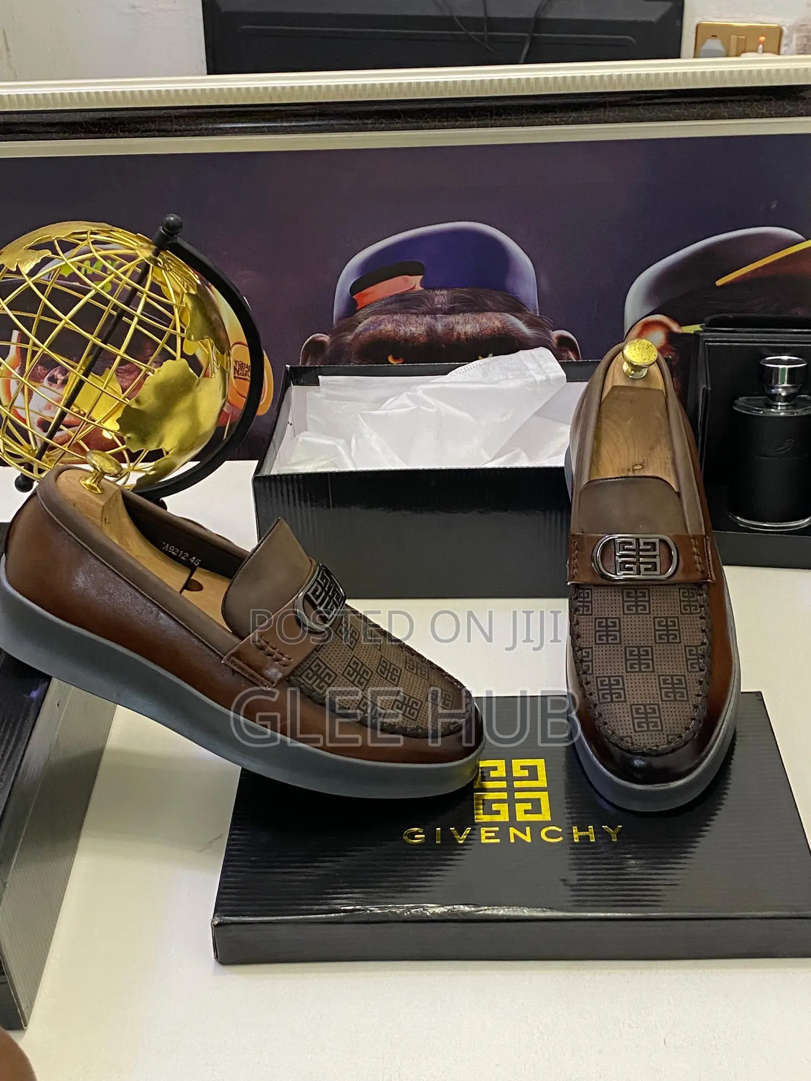 Givenchy Patterned Shoes
