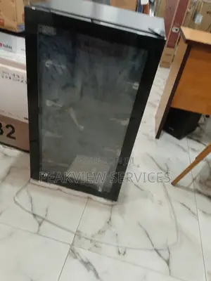 Hisense Beverage Cooler Refrigerator Jc-94 28kg