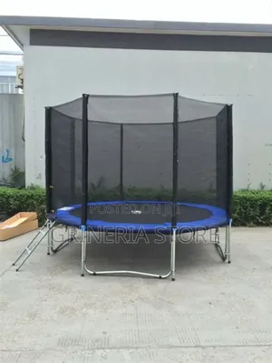 Outdoor 12ft Trampoline With Enclosure