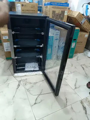 Fast-Cooling Hisense Jc-94 91L Glass Door Beverage Cooler