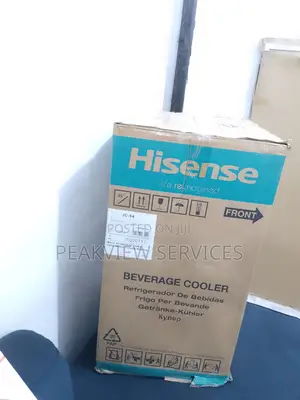 Recessed Handle 91L Hisense Beverage Cooler Refrigerator