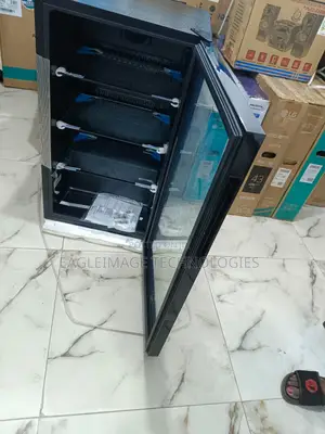 Advanced Hisense 91L Jc-94 Glass Door Beverage Cooler