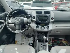 Toyota RAV4 Limited V6 4x4 2008 Silver