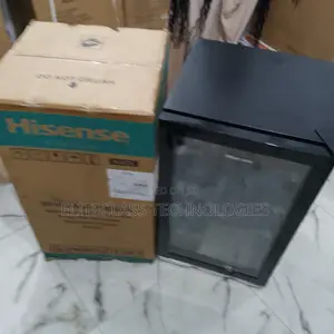 Hisense Calmly Invigorating Glass Door Beverage Cooler