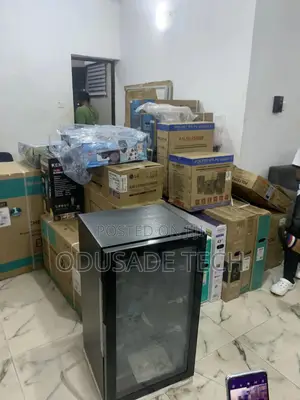 Frost Zone Hisense 91LITRES Chiller Showcase Fridge FL 94CJ