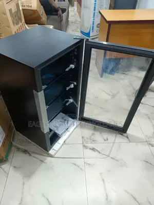 Super-Quality Hisense 91L Jc-94 Glass Door Beverage Cooler