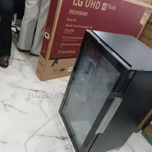 Hisense Chill Genie 91L Glass Door Beverage Cooler