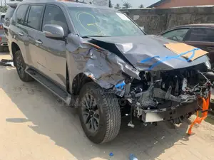 Toyota Prado 2020 Windscreen Glass Available We Deliver